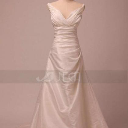 V-neckline Simple Wedding Dress Chic Wedding Dress..